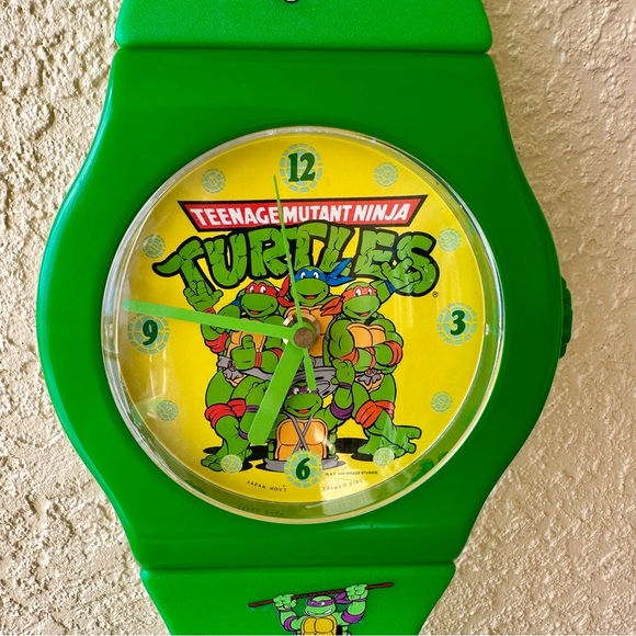 Teenage Mutant Ninja Turtles Green Watch wall clock - Picture 2 of 5